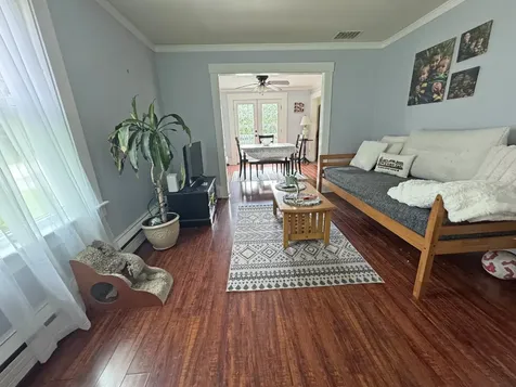 6 Willow Street Brattleboro VT 05301