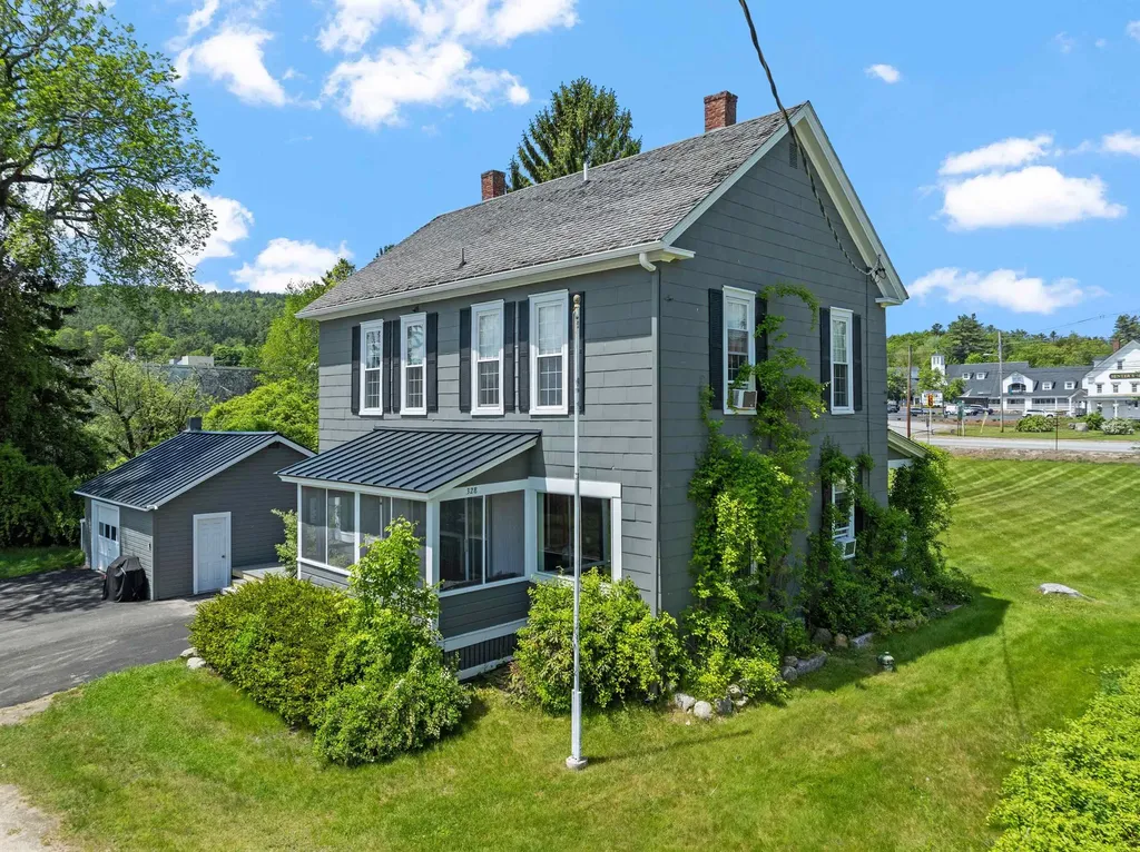 10 Wharf Road Center Harbor NH 03226
