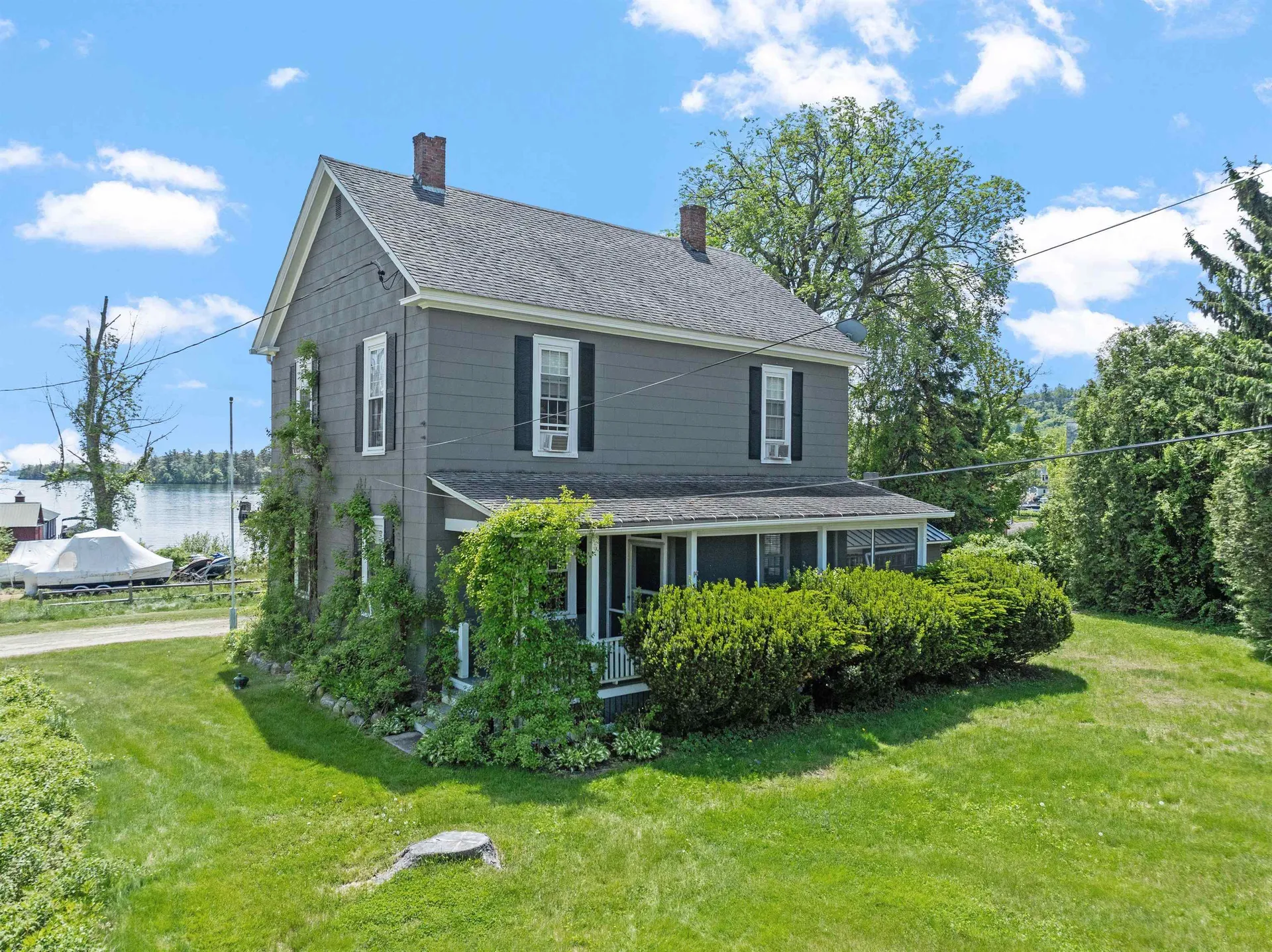 10 Wharf Road Center Harbor NH 03226