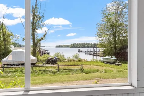 10 Wharf Road Center Harbor NH 03226