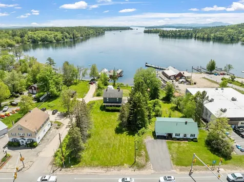 10 Wharf Road Center Harbor NH 03226