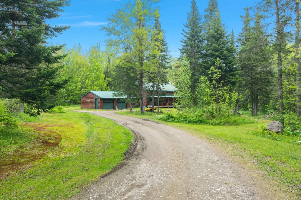 984 Mayhew Road Jay VT 05859