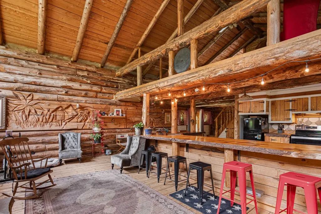 984 Mayhew Road Jay VT 05859
