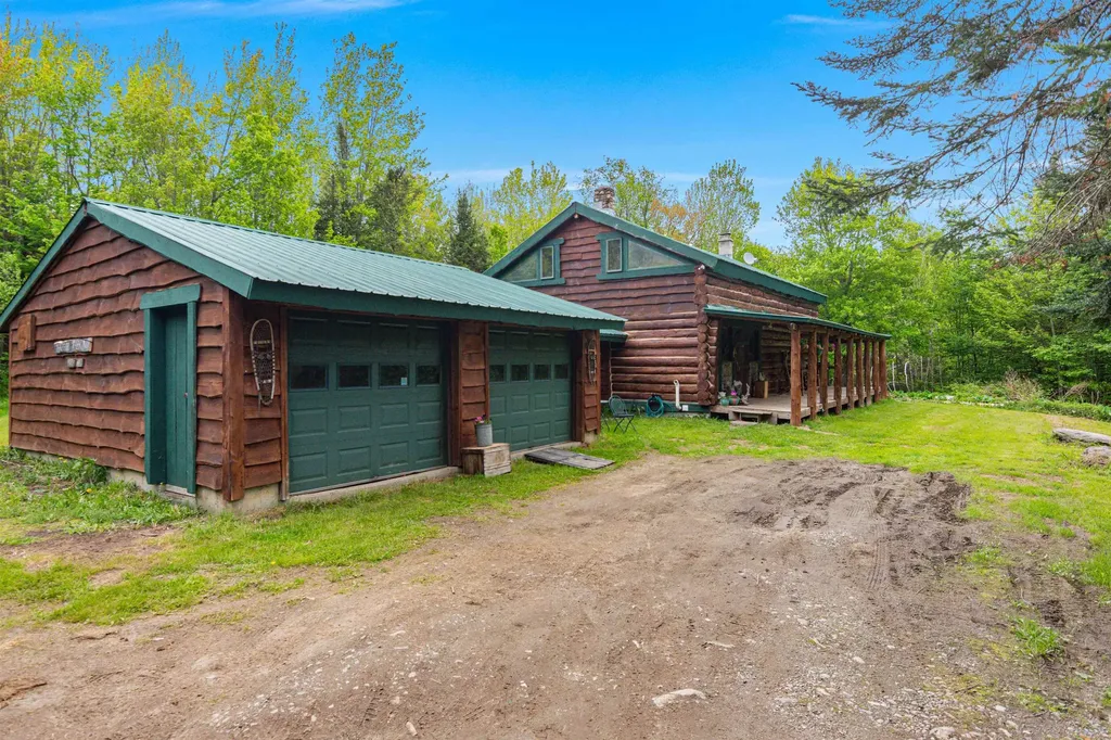 984 Mayhew Road Jay VT 05859