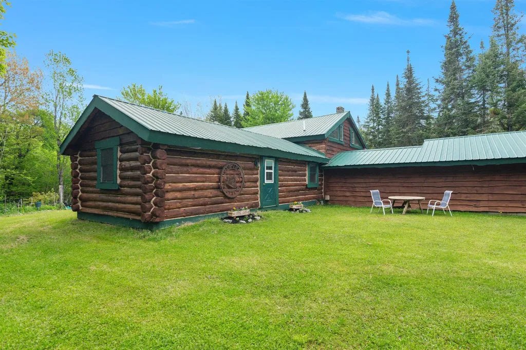 984 Mayhew Road Jay VT 05859