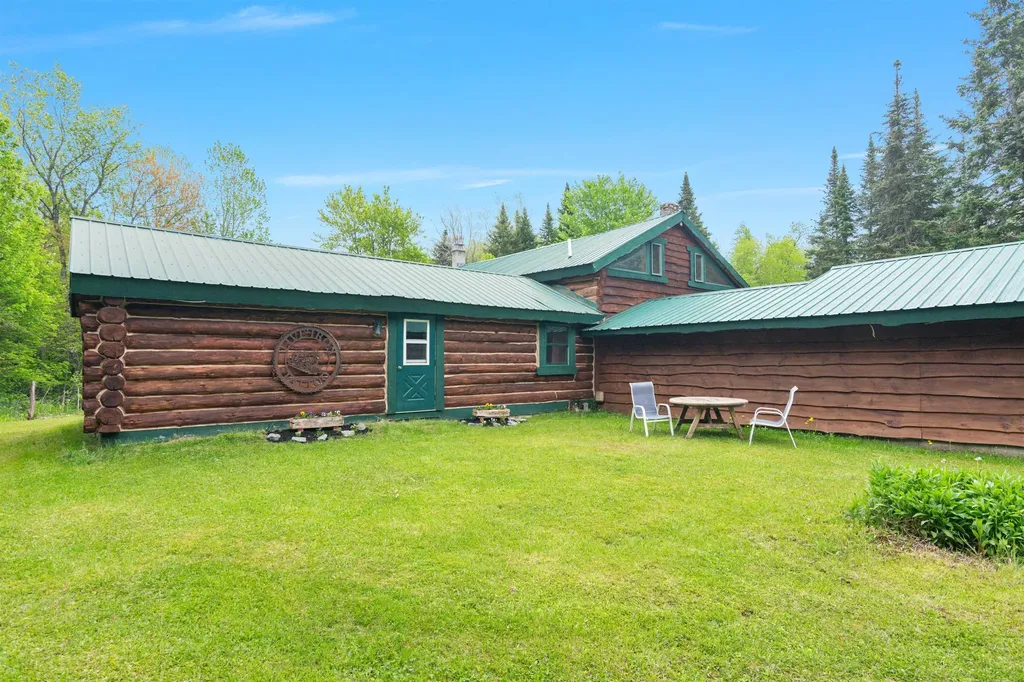 984 Mayhew Road Jay VT 05859