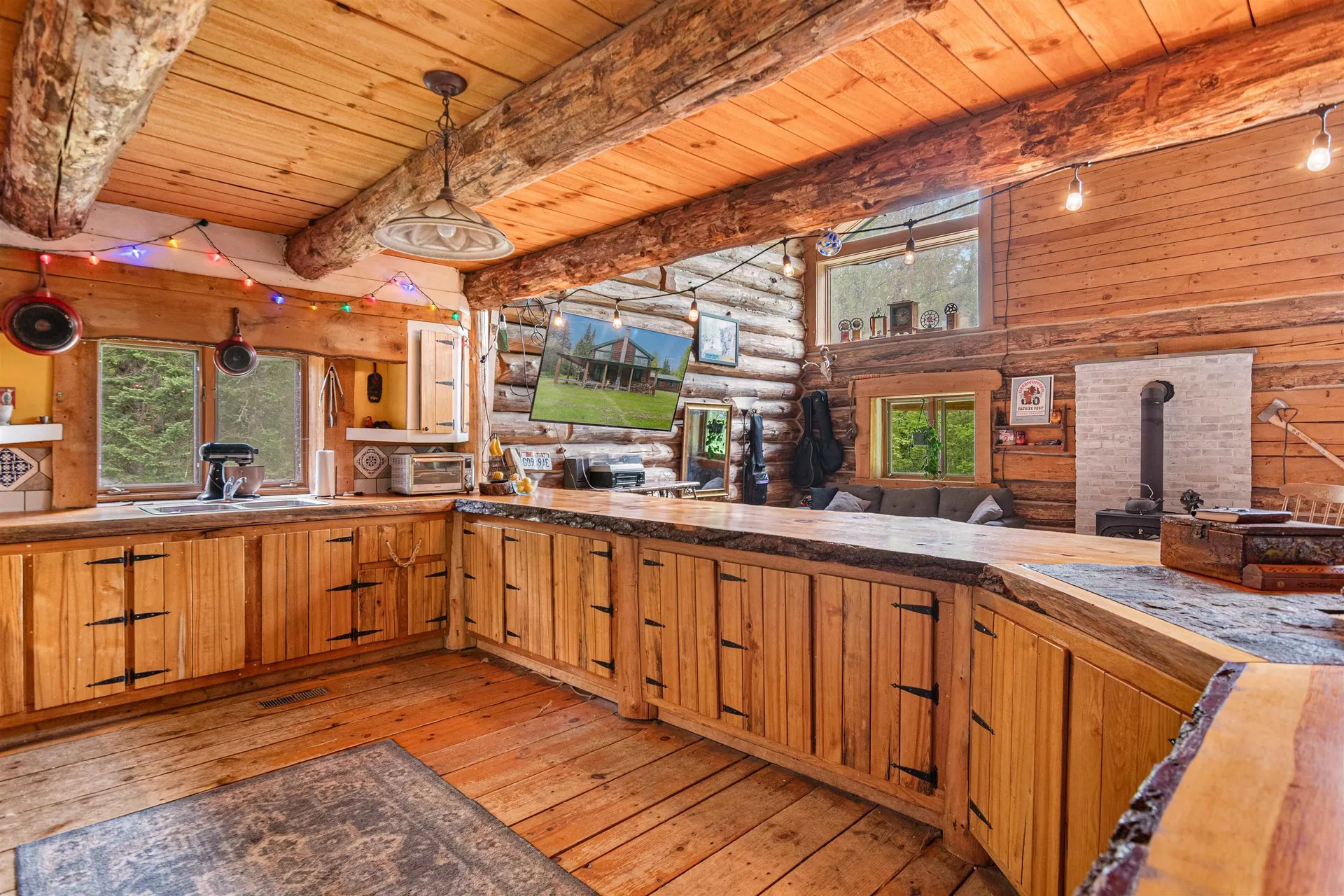984 Mayhew Road Jay VT 05859