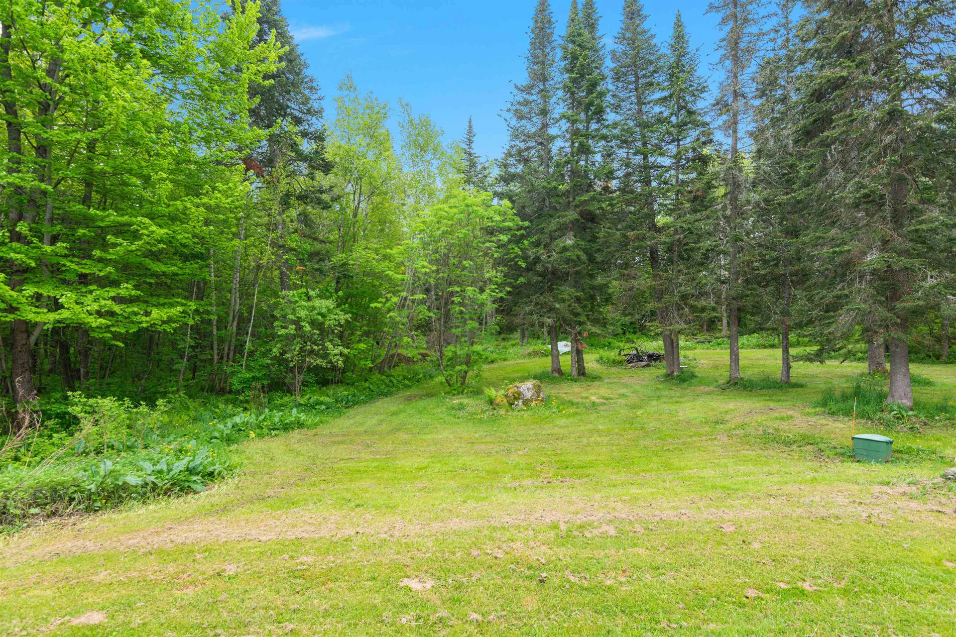984 Mayhew Road Jay VT 05859
