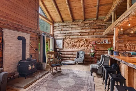 984 Mayhew Road Jay VT 05859