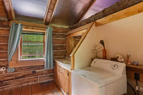 984 Mayhew Road Jay VT 05859