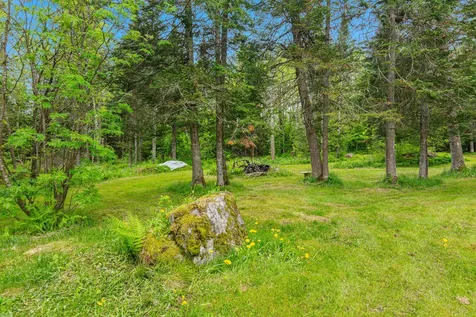 984 Mayhew Road Jay VT 05859