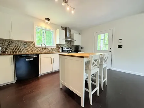 4 Morris Street Peterborough NH 03458