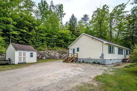 3 Maplewood Road Ossipee NH 03814
