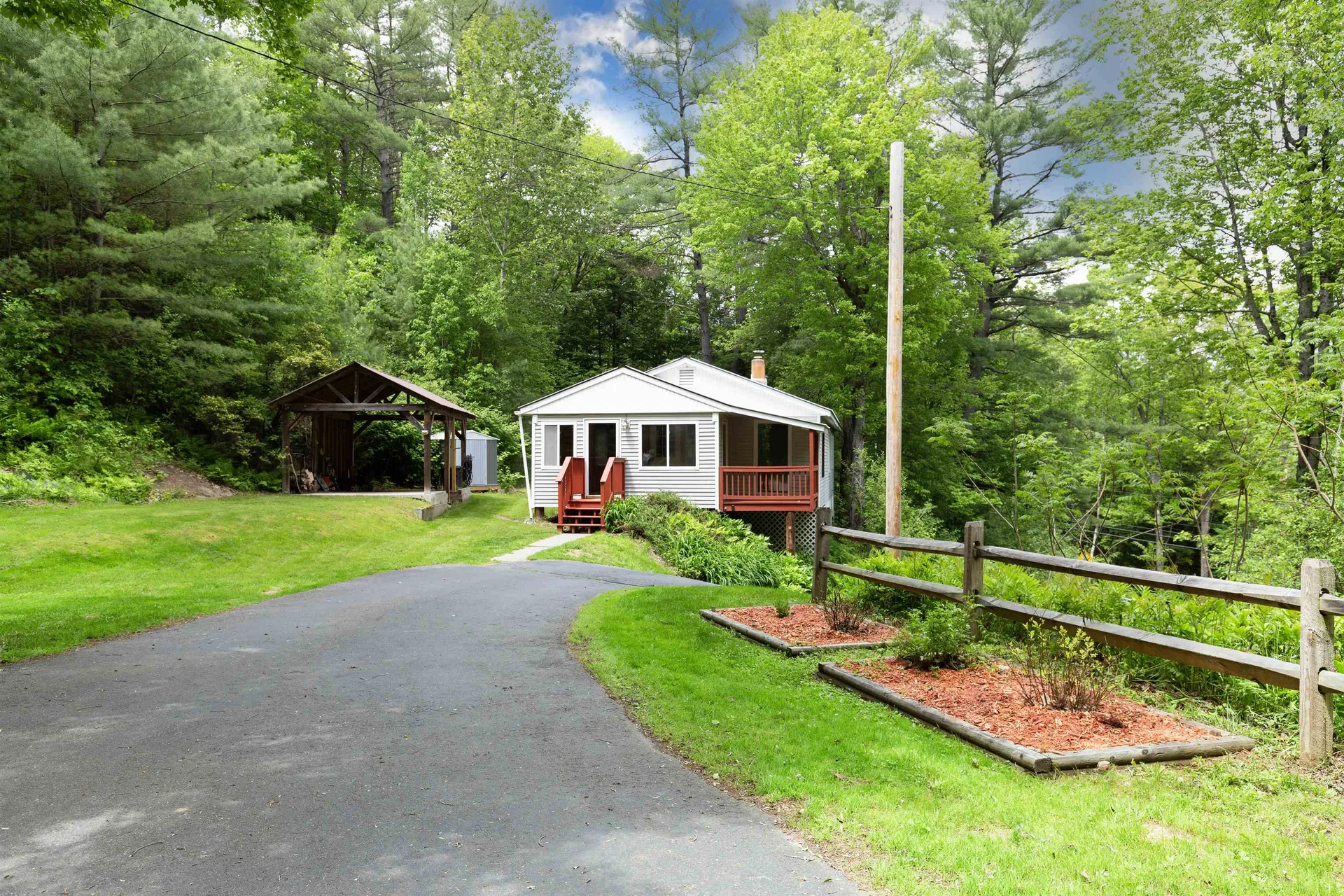 Lebanon NH, 168 Dartmouth College Highway