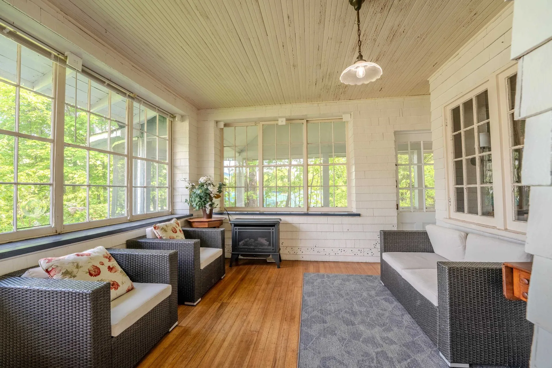 57 Main Street Woodstock NH 03262