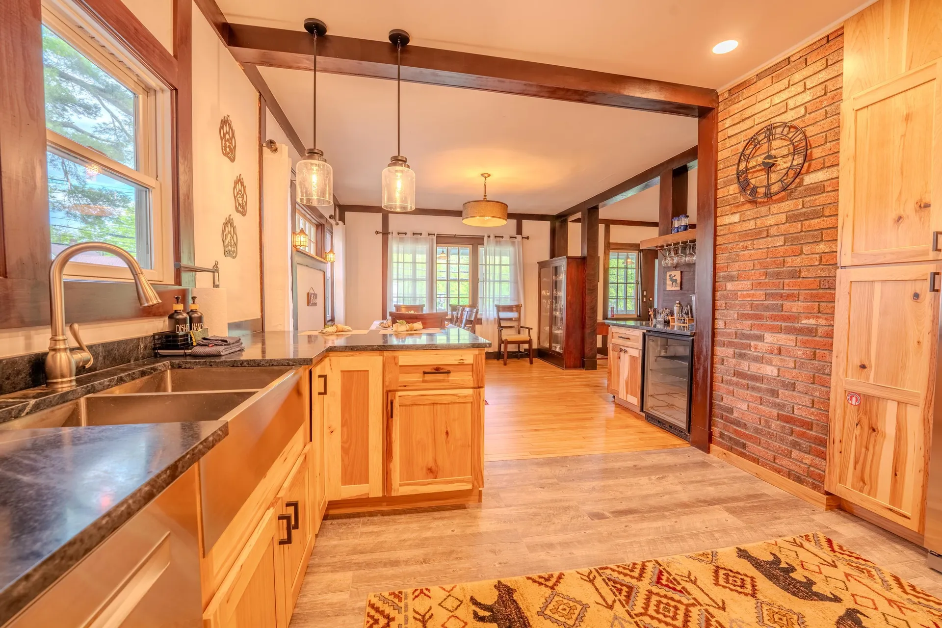 57 Main Street Woodstock NH 03262