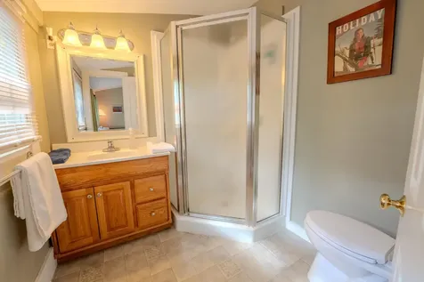 57 Main Street Woodstock NH 03262