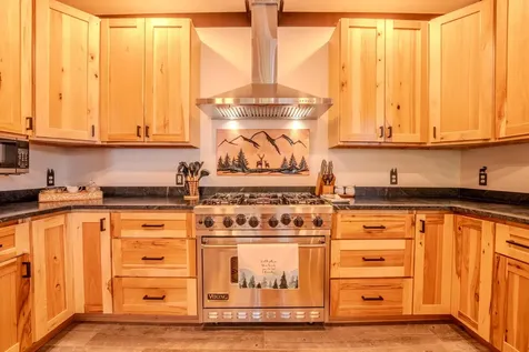 57 Main Street Woodstock NH 03262