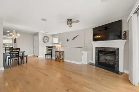 562 Nashua Street Seabrook NH 03874