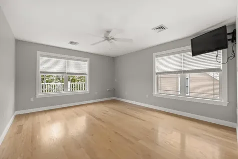 562 Nashua Street Seabrook NH 03874