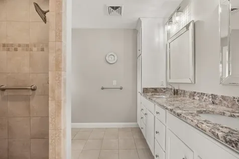 562 Nashua Street Seabrook NH 03874
