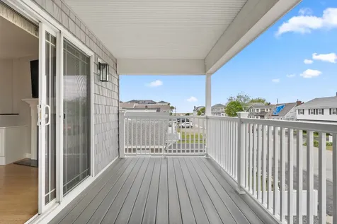 562 Nashua Street Seabrook NH 03874