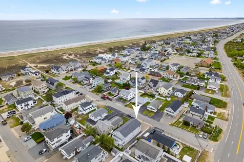 562 Nashua Street Seabrook NH 03874