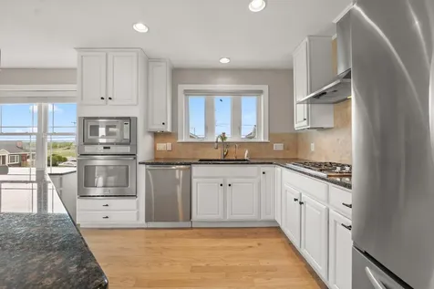 562 Nashua Street Seabrook NH 03874