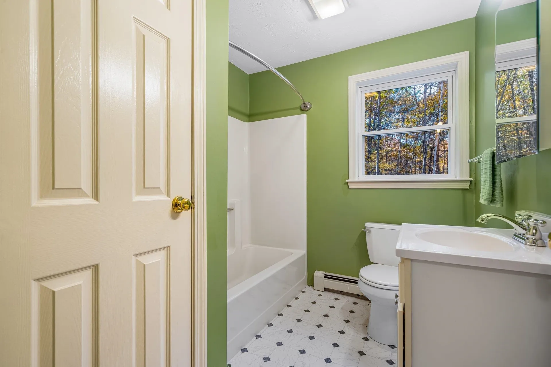 564 3rd Range Road Pembroke NH 03275