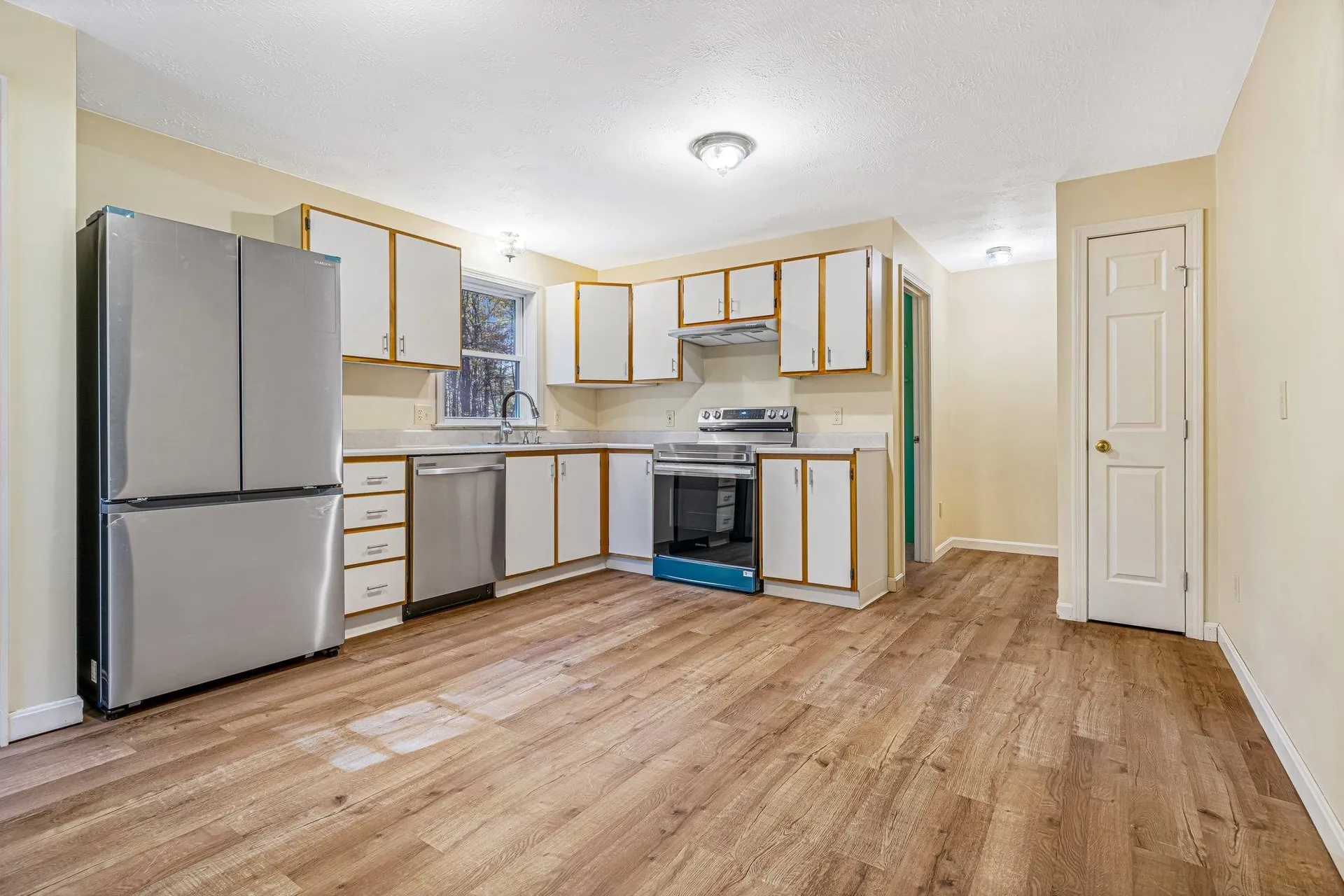 564 3rd Range Road Pembroke NH 03275