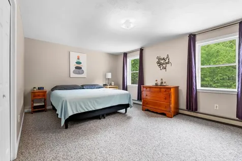 564 3rd Range Road Pembroke NH 03275