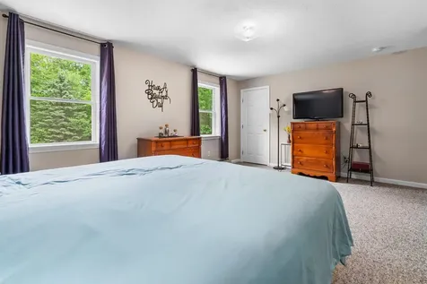 564 3rd Range Road Pembroke NH 03275