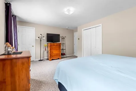 564 3rd Range Road Pembroke NH 03275