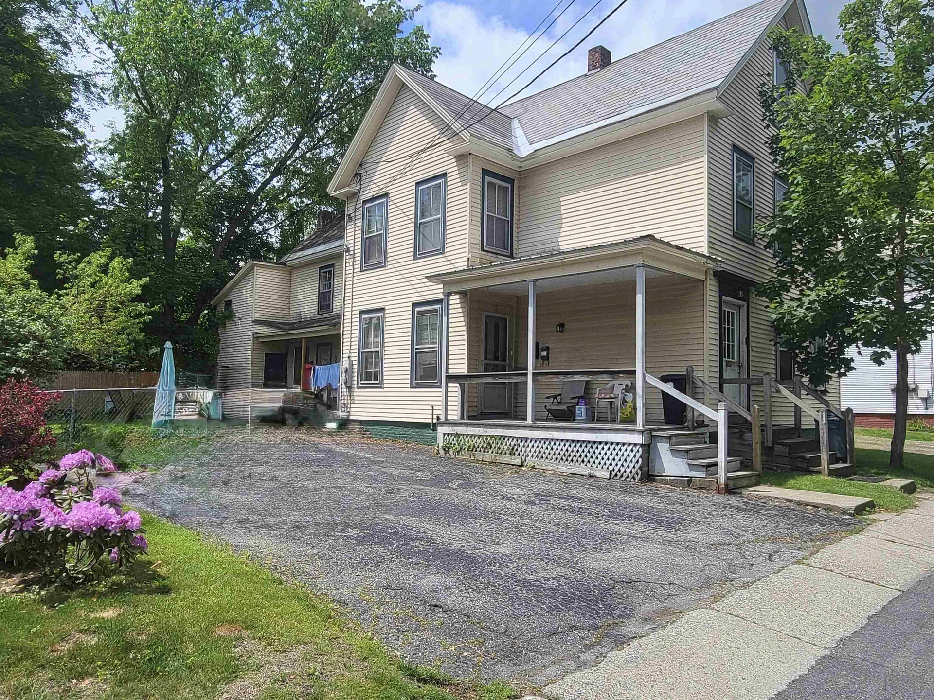 17 Thomas Street Brattleboro VT 05301