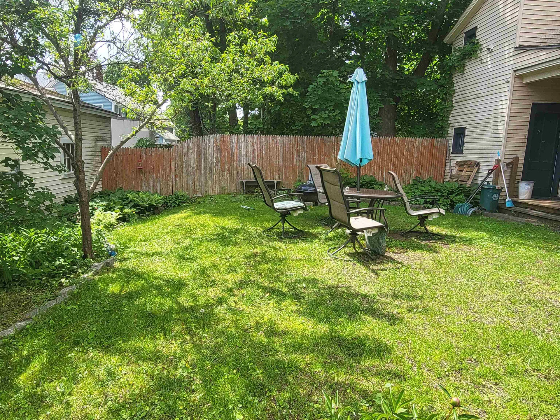 17 Thomas Street Brattleboro VT 05301