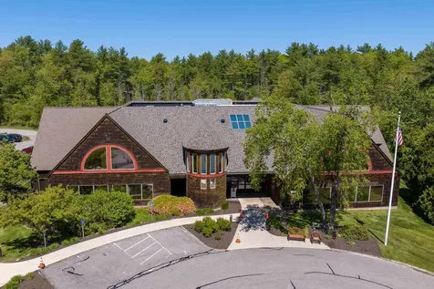 7 Holland Way Exeter NH 03833