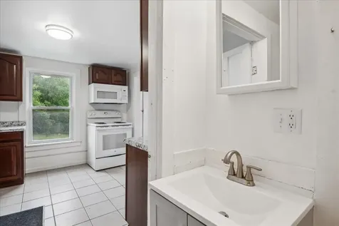 21-23 South Street Bristol VT 05443