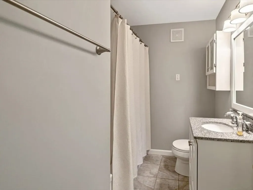 44 Baldwin Avenue South Burlington VT 05403