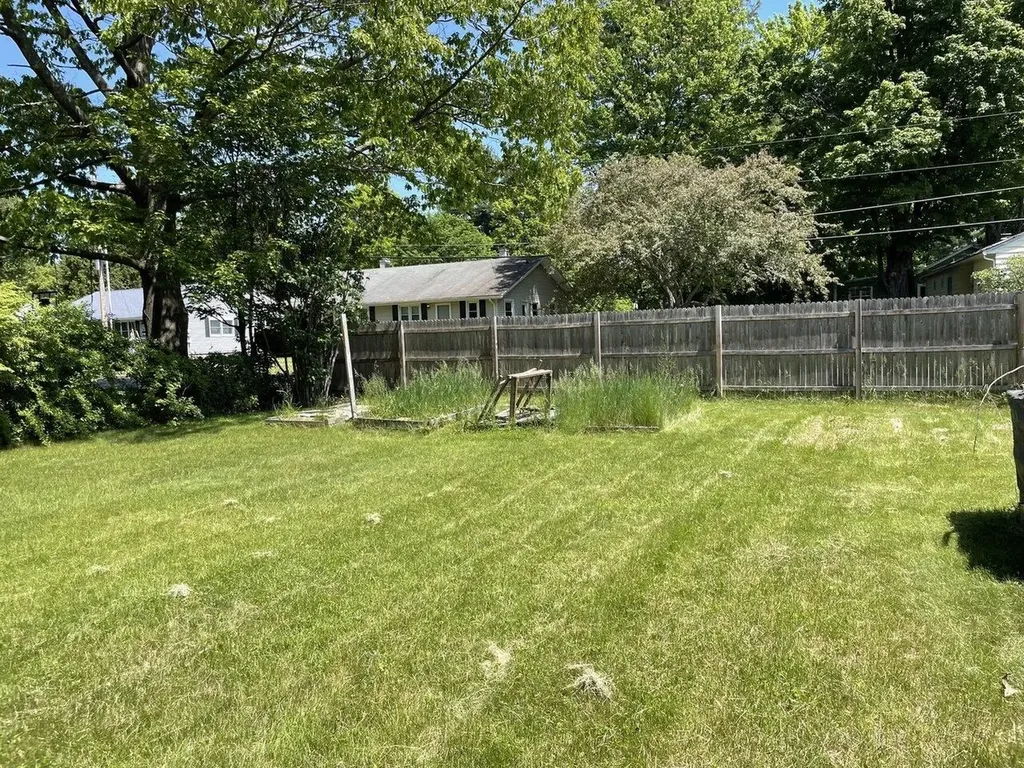 44 Baldwin Avenue South Burlington VT 05403