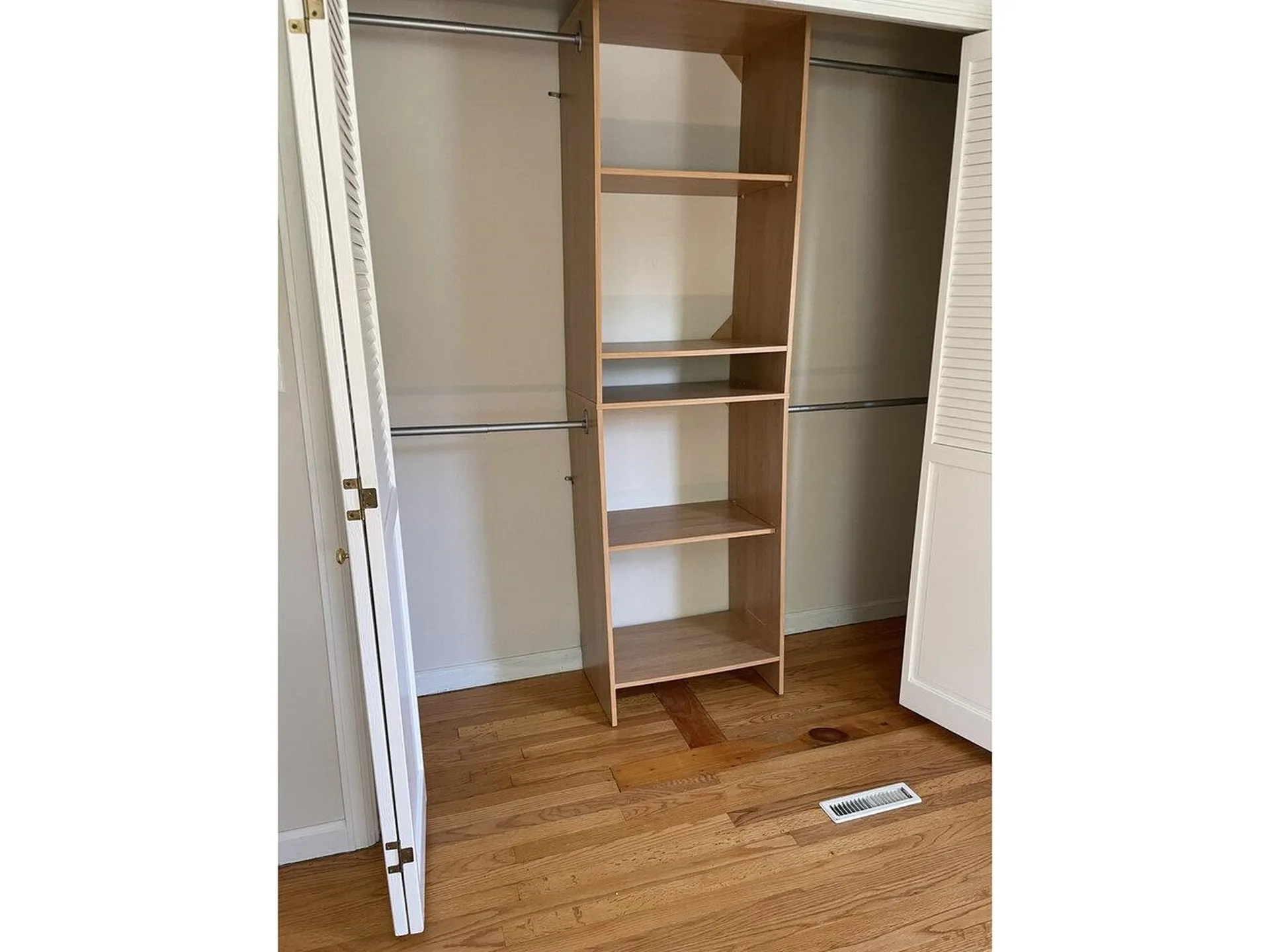 44 Baldwin Avenue South Burlington VT 05403