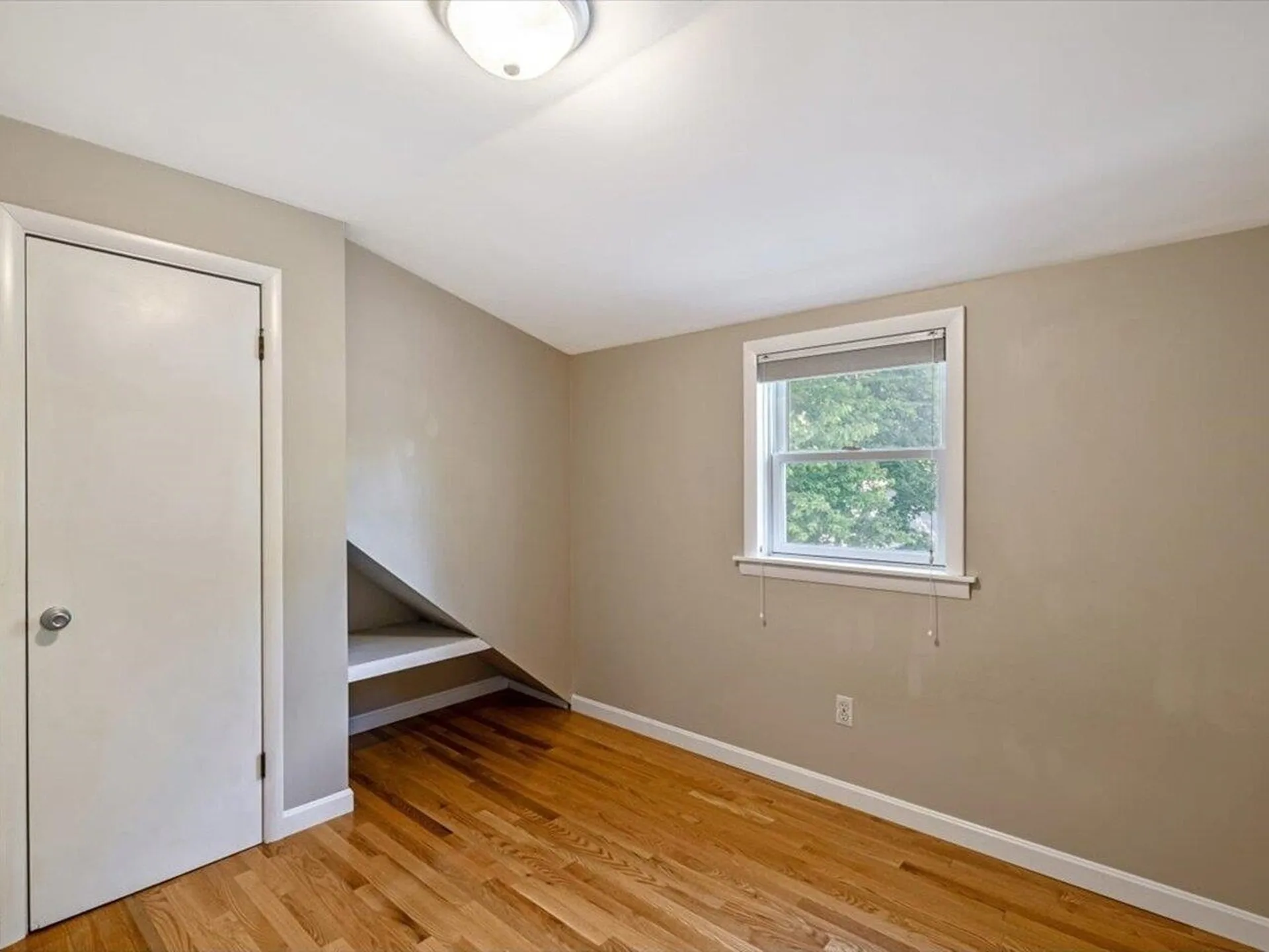 44 Baldwin Avenue South Burlington VT 05403