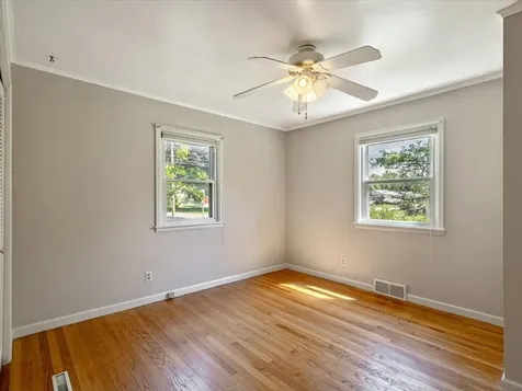 44 Baldwin Avenue South Burlington VT 05403