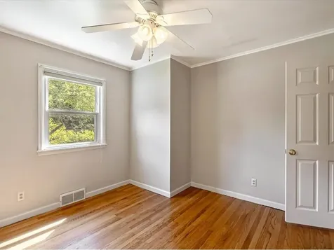 44 Baldwin Avenue South Burlington VT 05403