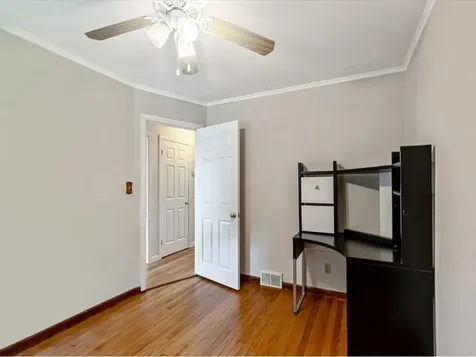 44 Baldwin Avenue South Burlington VT 05403