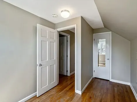 44 Baldwin Avenue South Burlington VT 05403