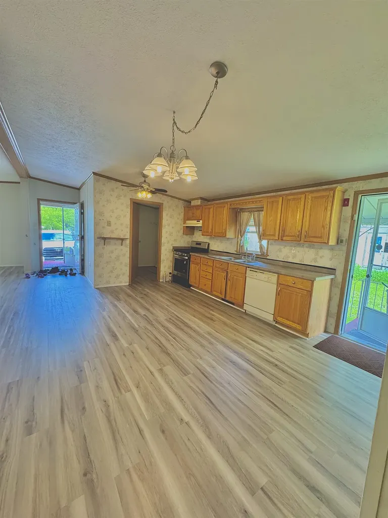 15 Harmony Drive Haverhill NH 03785