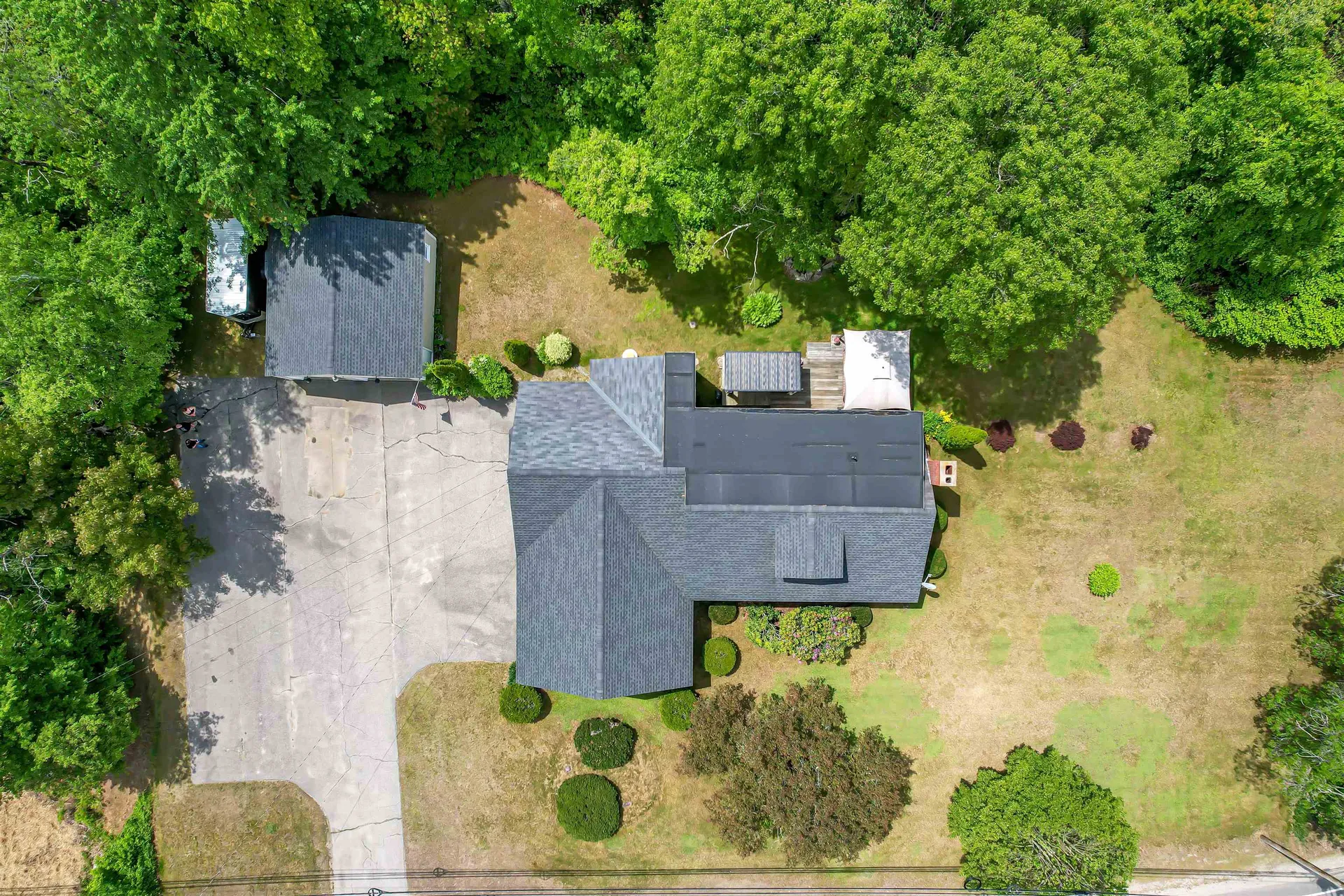 212 West Main Street Hillsborough NH 03244