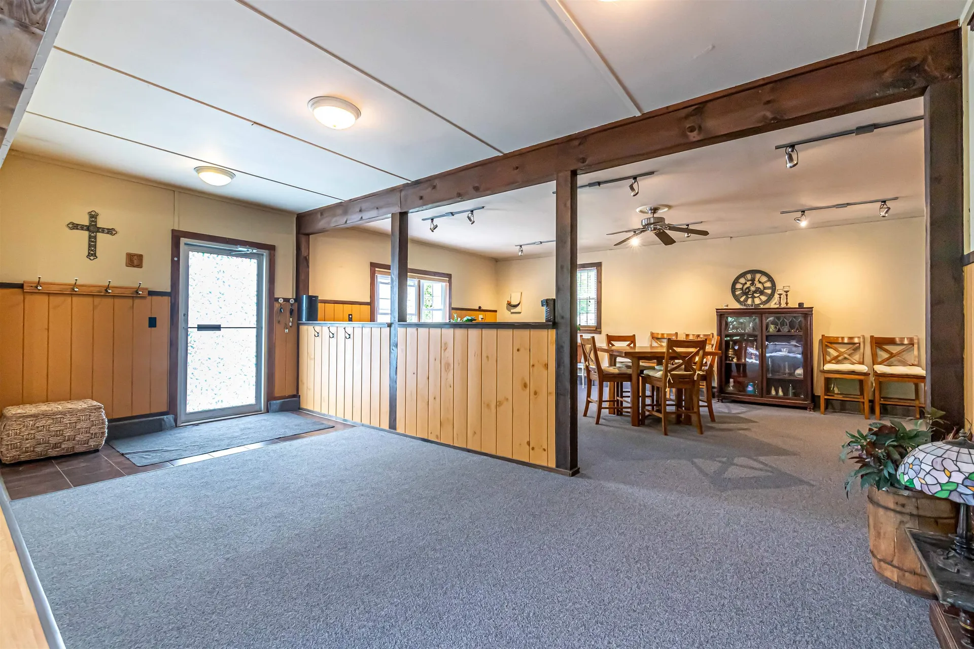 212 West Main Street Hillsborough NH 03244