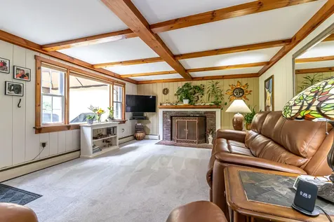 212 West Main Street Hillsborough NH 03244