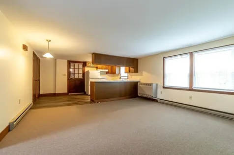 212 West Main Street Hillsborough NH 03244